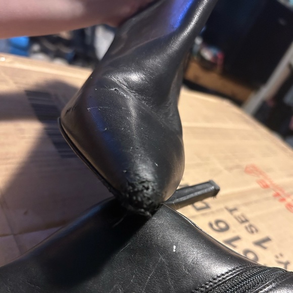 Black leather ankle boots - Picture 3 of 5
